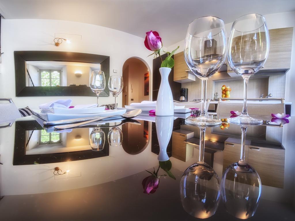 Villa Vinicia, Pool, Jacuzzi, Airco Domaso Quarto foto